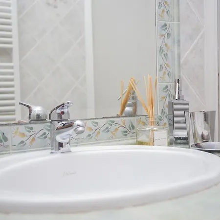Chic Giannone Apartment