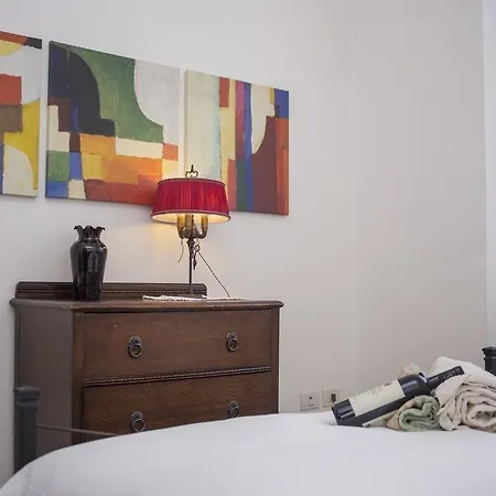Chic Giannone Apartment *